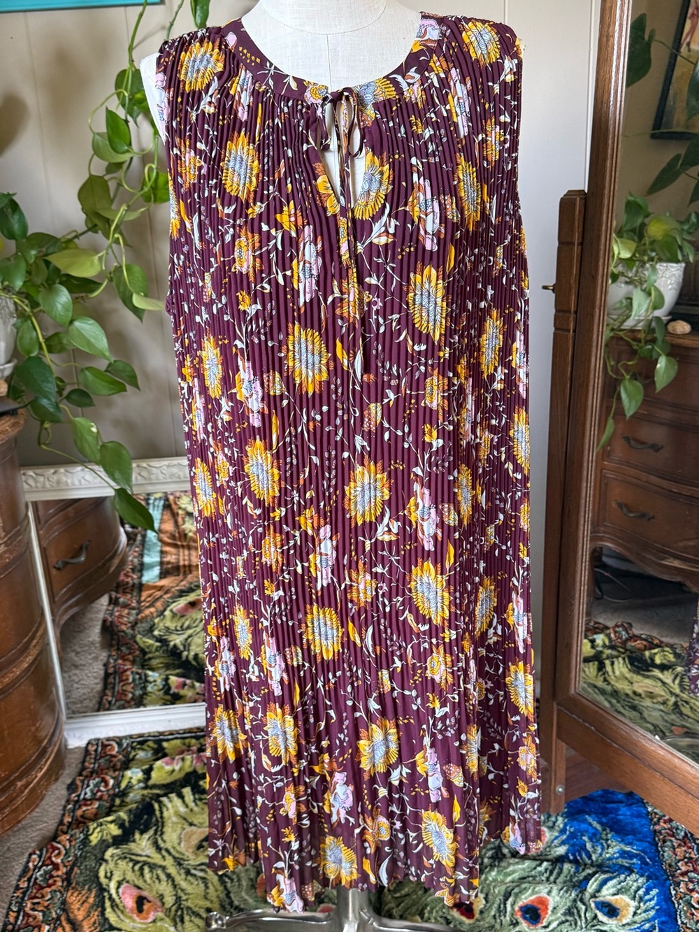 Lane Bryant Burgundy Gold Floral Dress Pleated Flowy, Plus Size 22